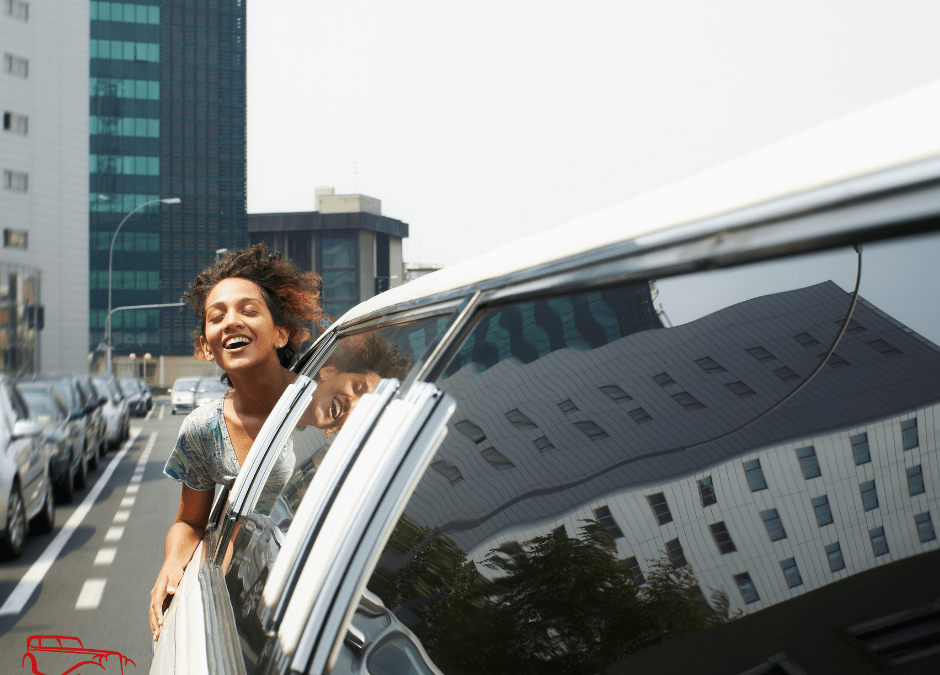 Why You Should Use an Airport Limousine Service